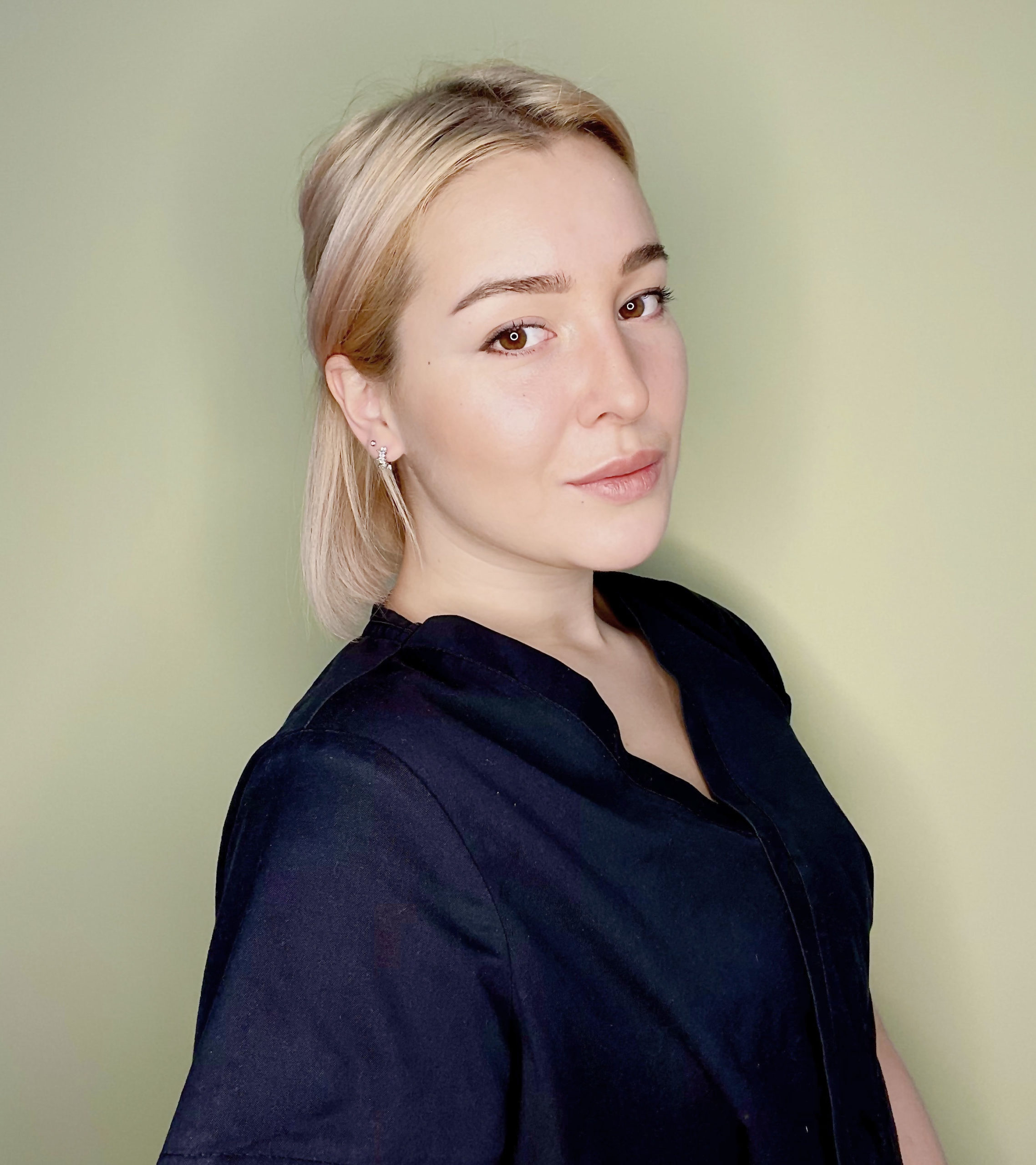 alisa_horosheva_stomatolog_hovrino